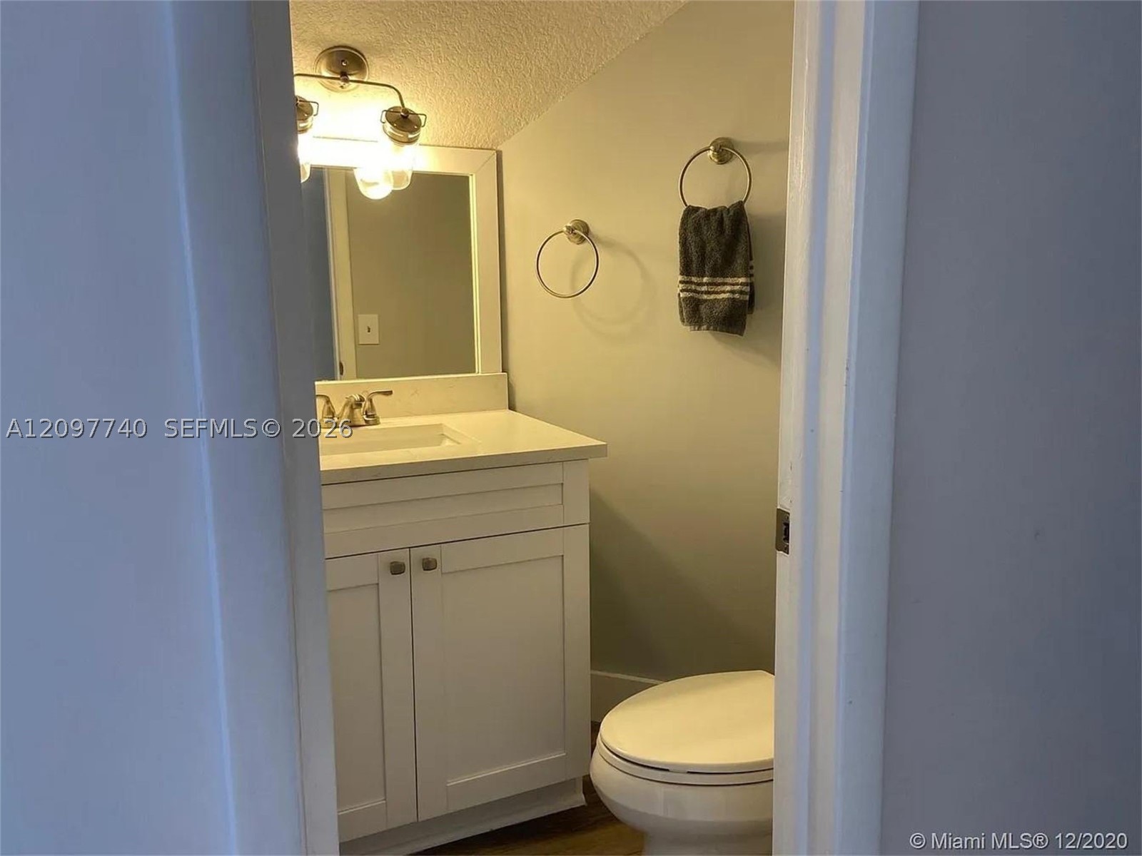 3260 NW 122nd Ave, Sunrise FL 33323