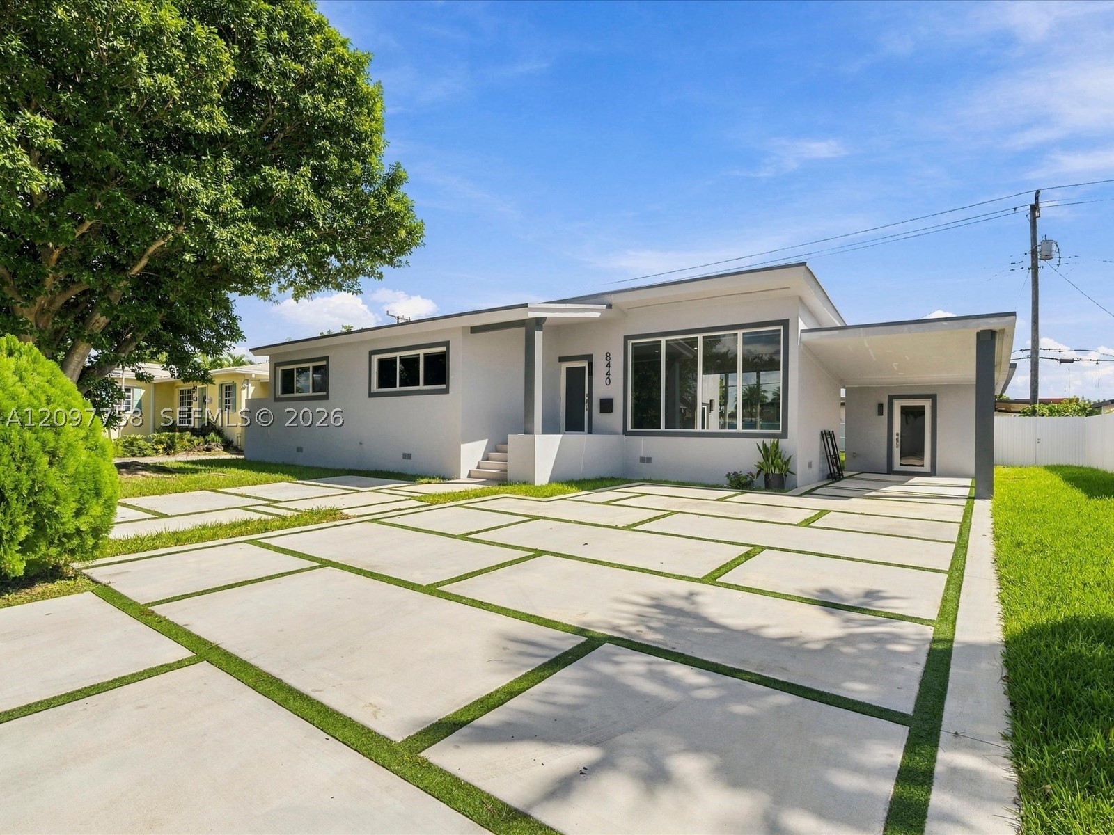 8440 SW 34th Ter, Miami FL 33155