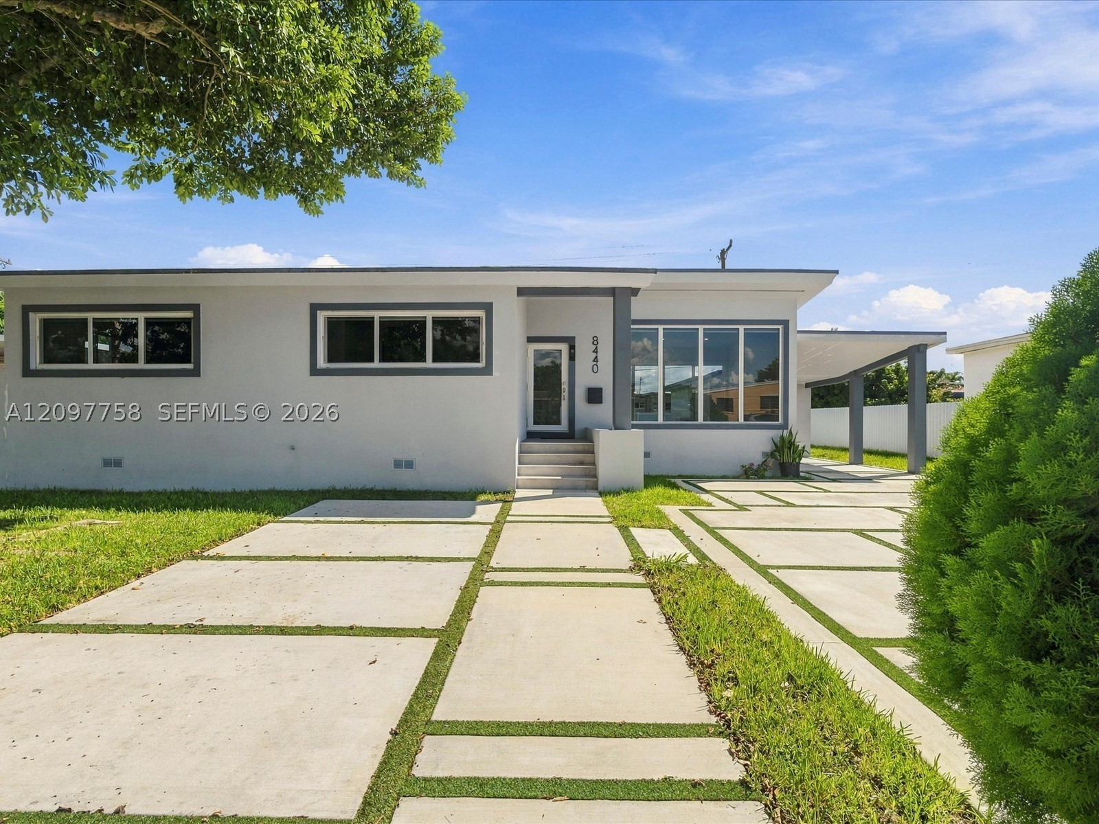 8440 SW 34th Ter, Miami FL 33155