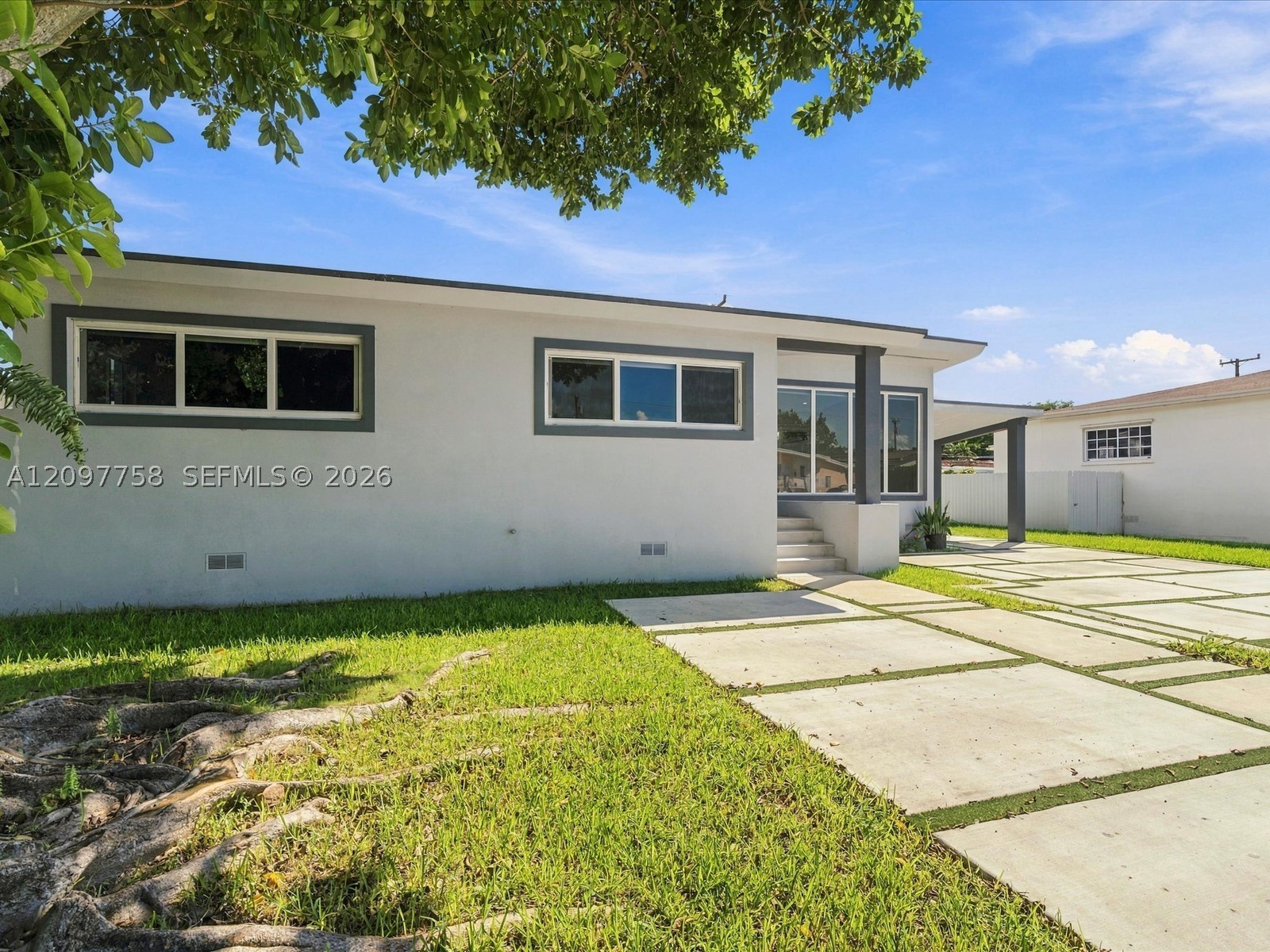 8440 SW 34th Ter, Miami FL 33155