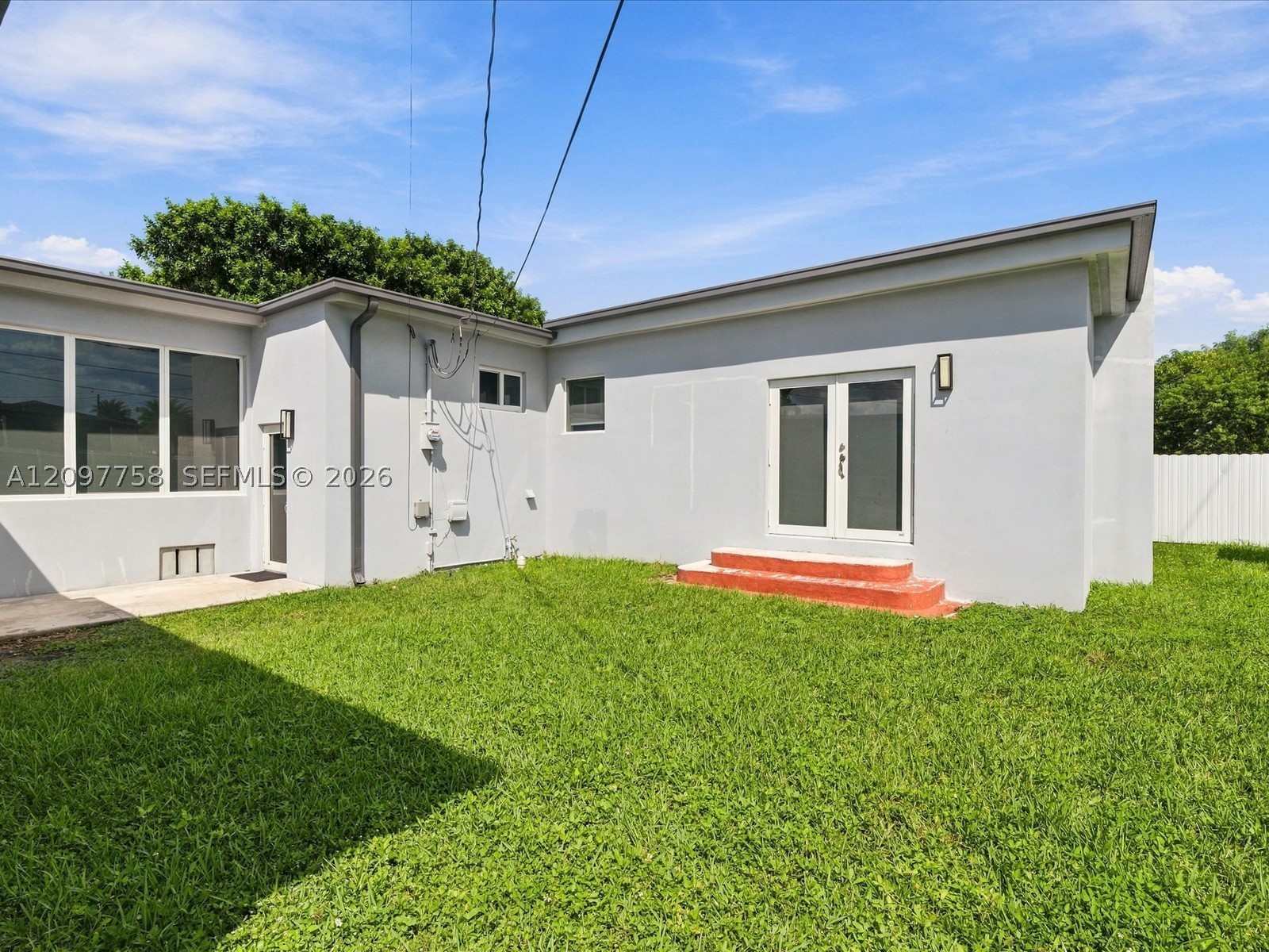 8440 SW 34th Ter, Miami FL 33155