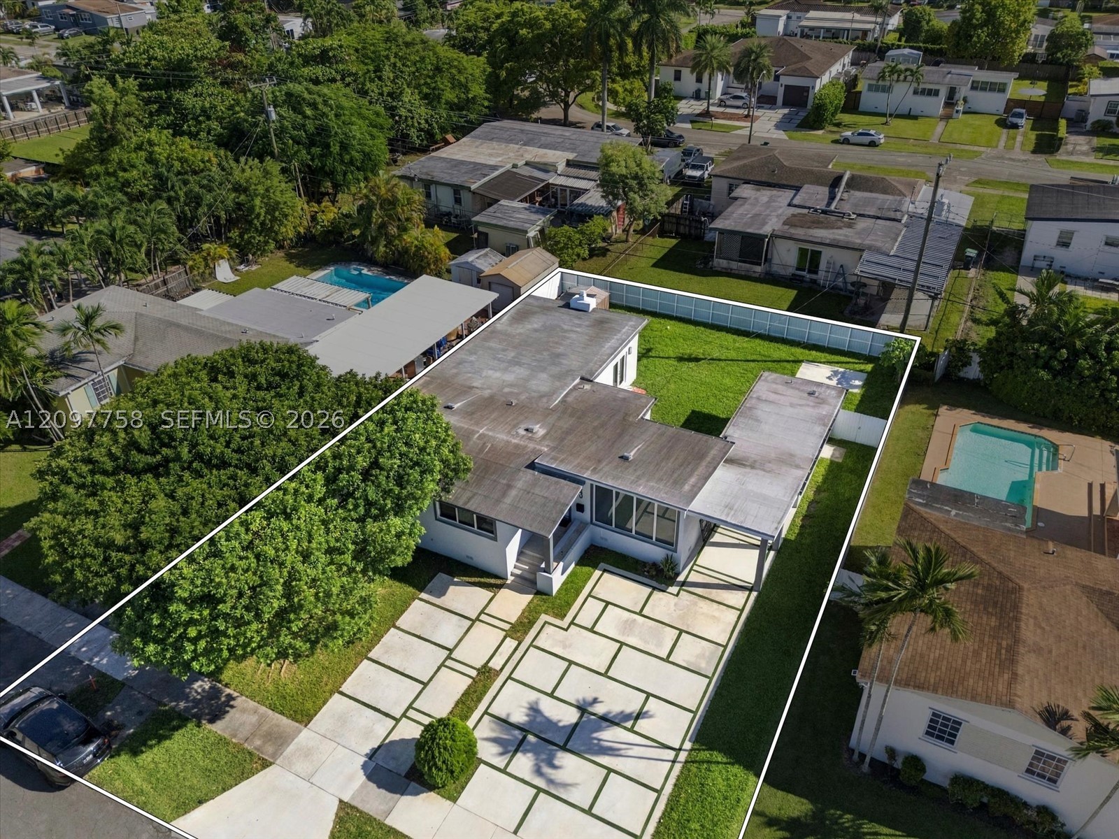 8440 SW 34th Ter, Miami FL 33155