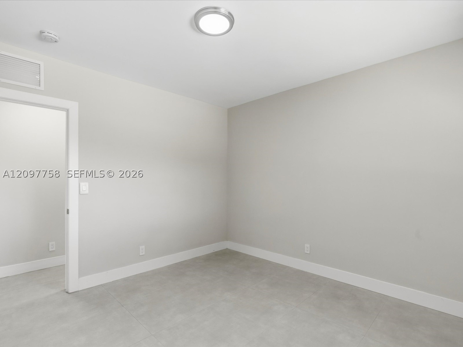 8440 SW 34th Ter, Miami FL 33155
