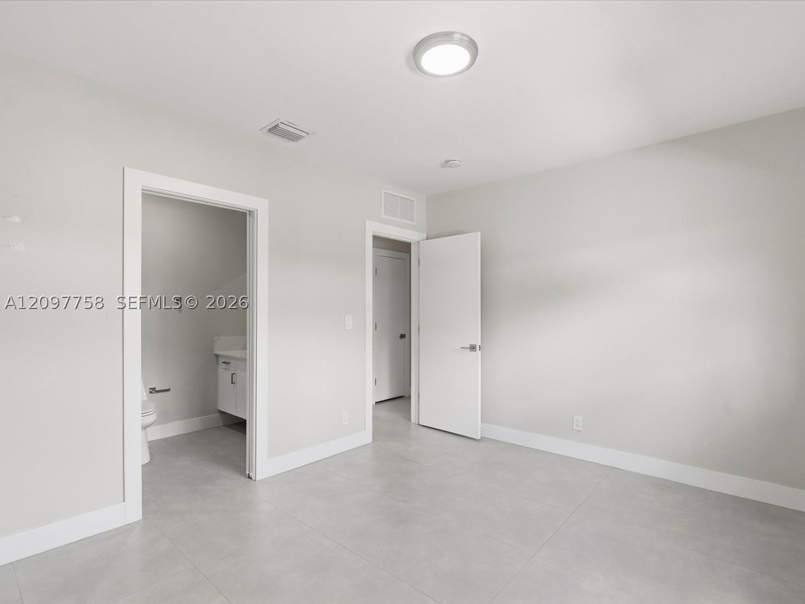 8440 SW 34th Ter, Miami FL 33155