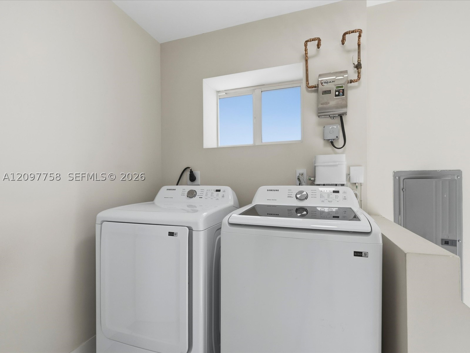 8440 SW 34th Ter, Miami FL 33155