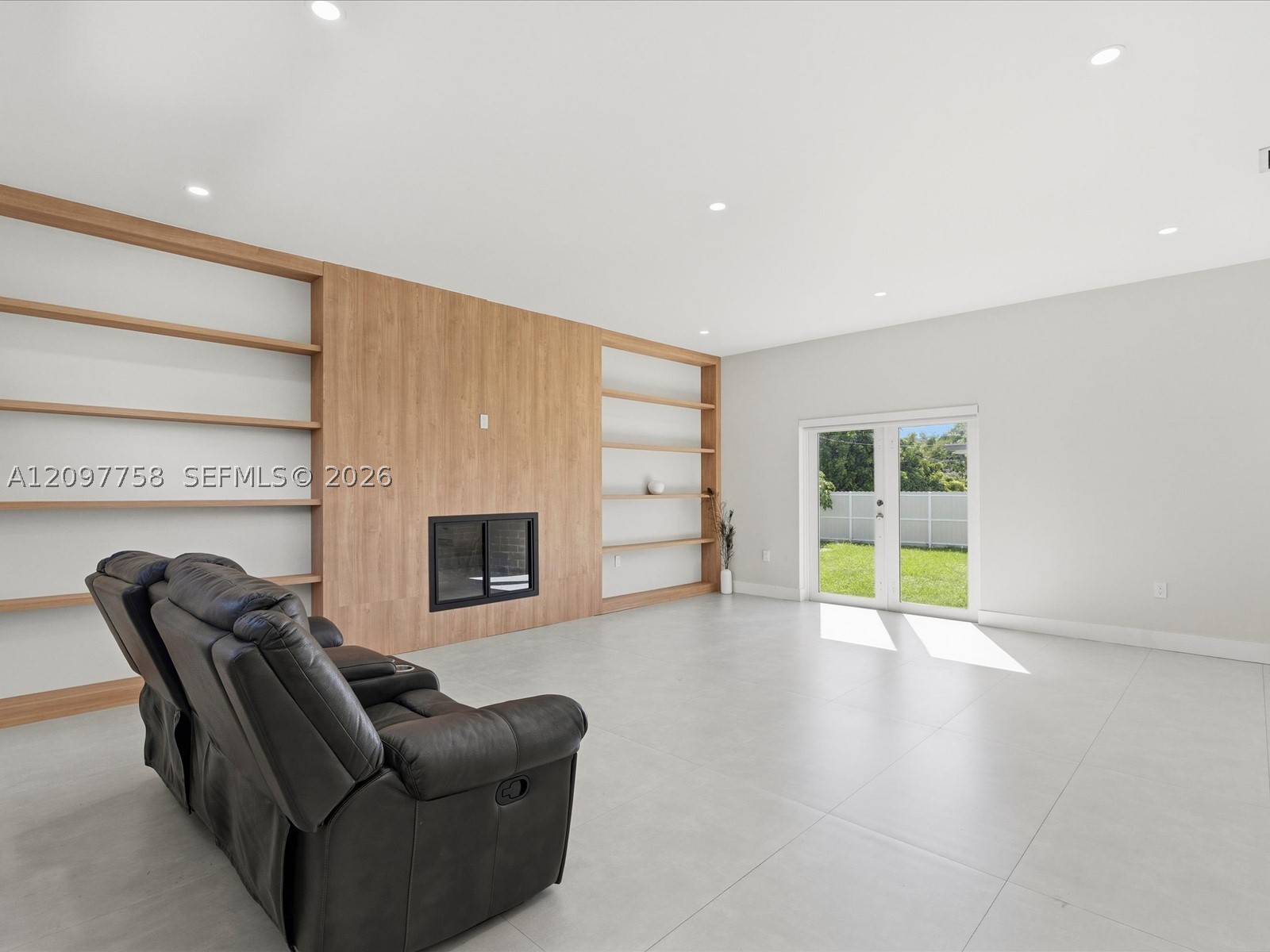 8440 SW 34th Ter, Miami FL 33155