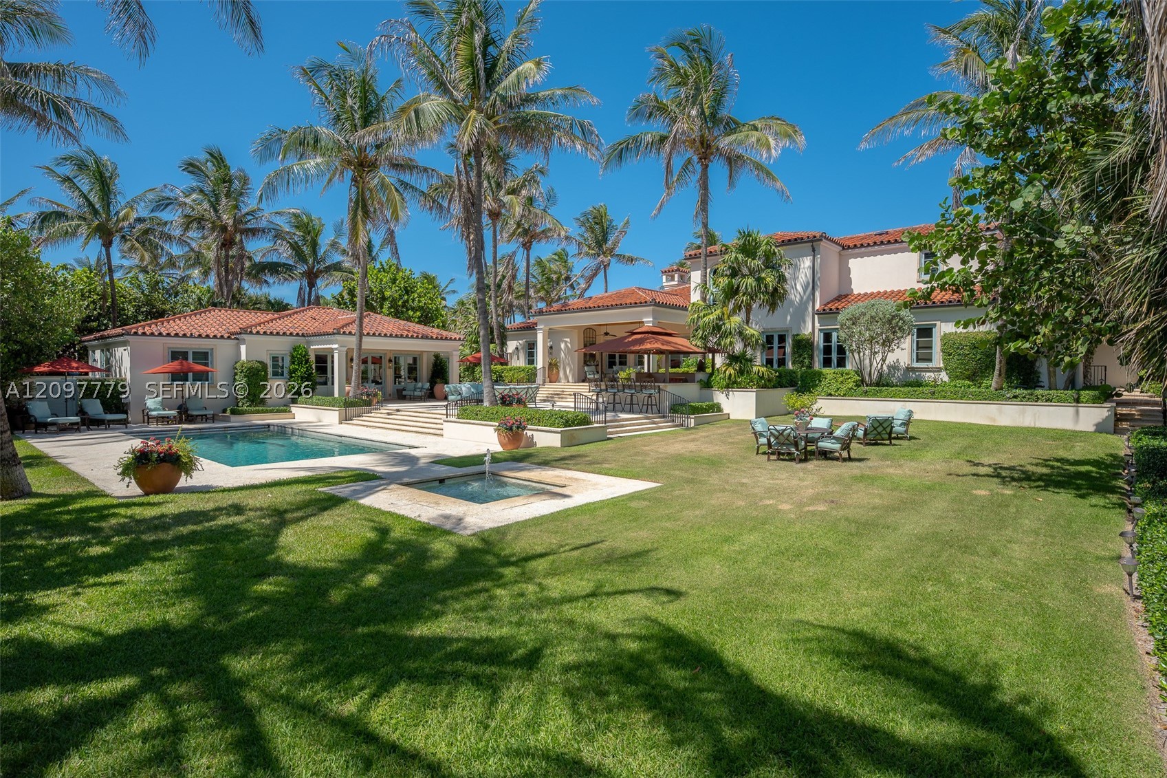 183 S Beach Rd, Jupiter Island FL 33455