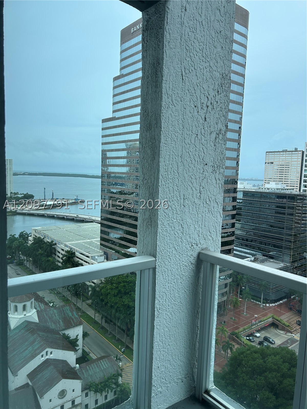 500 Brickell Ave #2304, Miami FL 33131