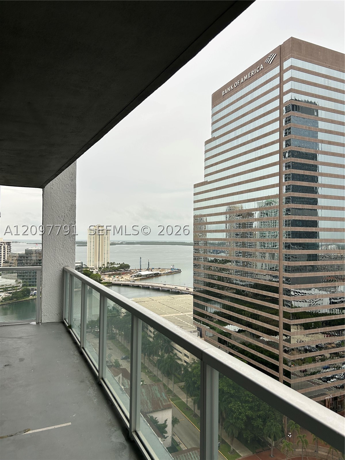 500 Brickell Ave #2304, Miami FL 33131