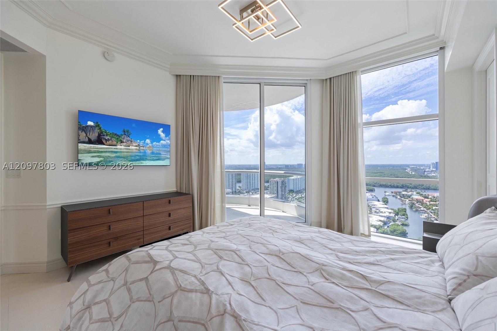 16051 Collins Ave #2901, Sunny Isles Beach FL 33160