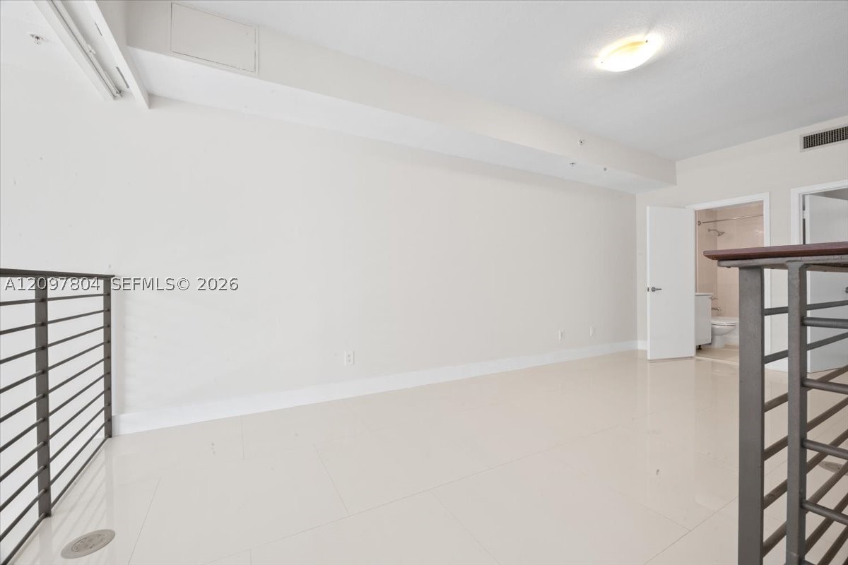 60 SW 13th St #2614, Miami FL 33130
