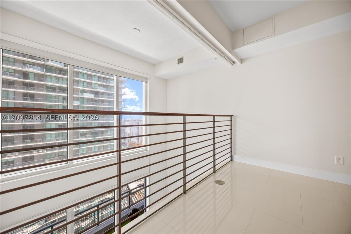 60 SW 13th St #2614, Miami FL 33130