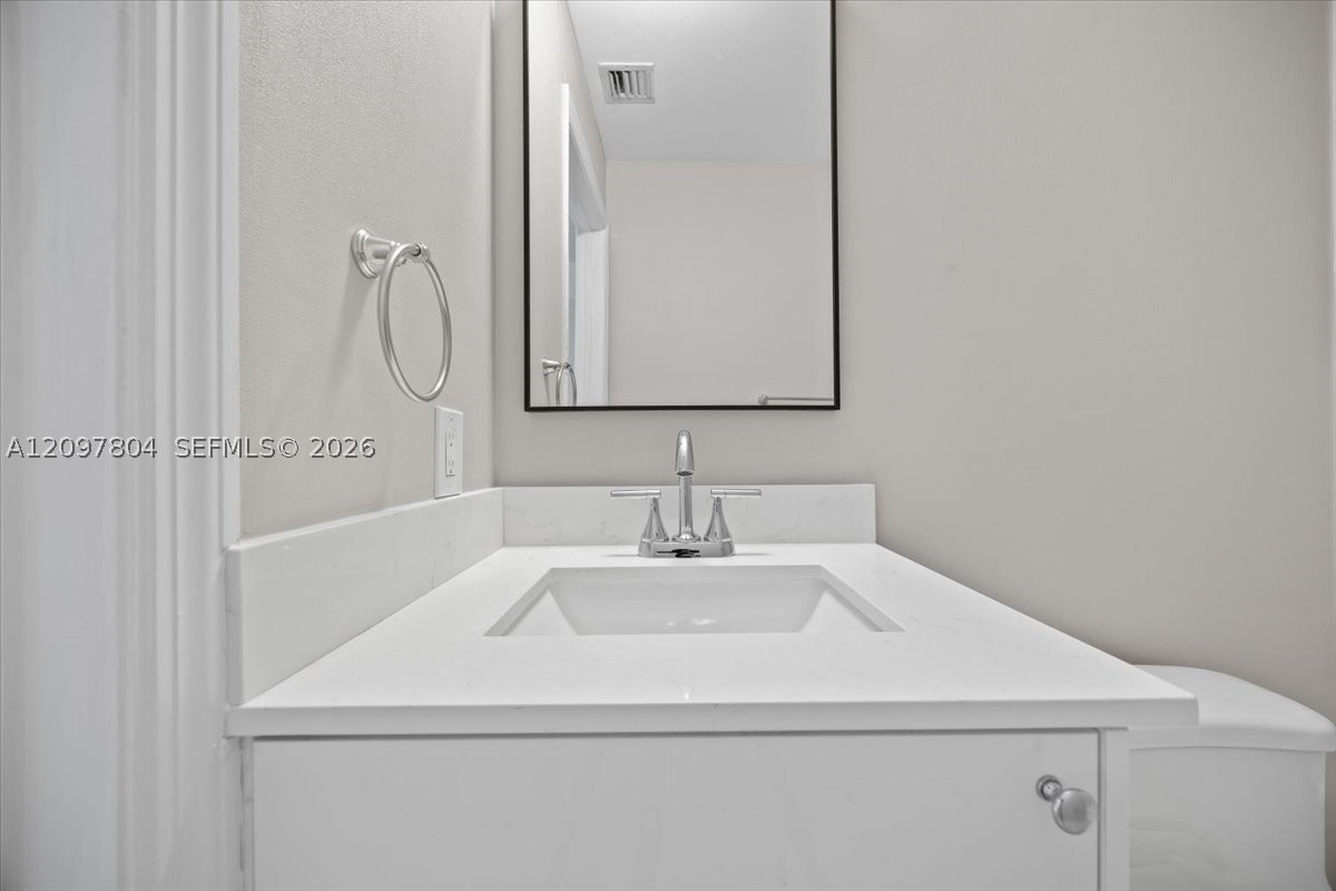 60 SW 13th St #2614, Miami FL 33130