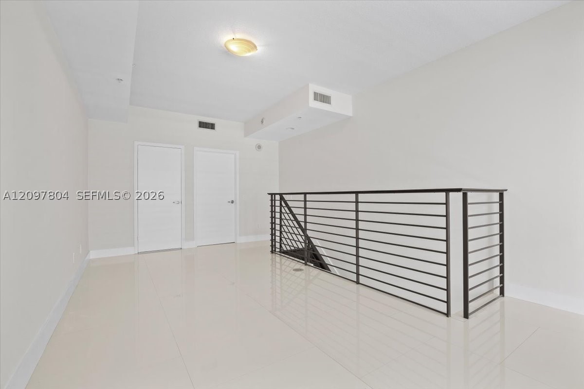 60 SW 13th St #2614, Miami FL 33130