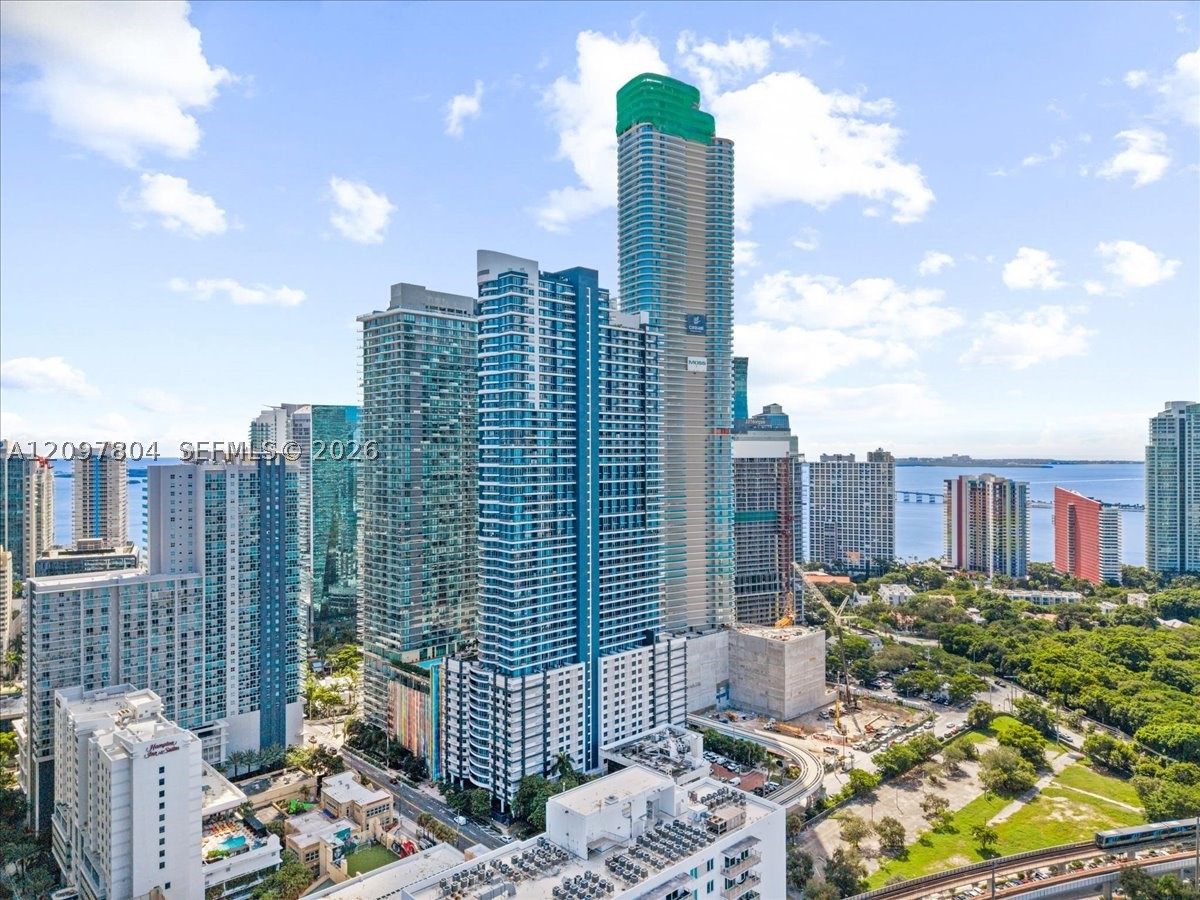 60 SW 13th St #2614, Miami FL 33130