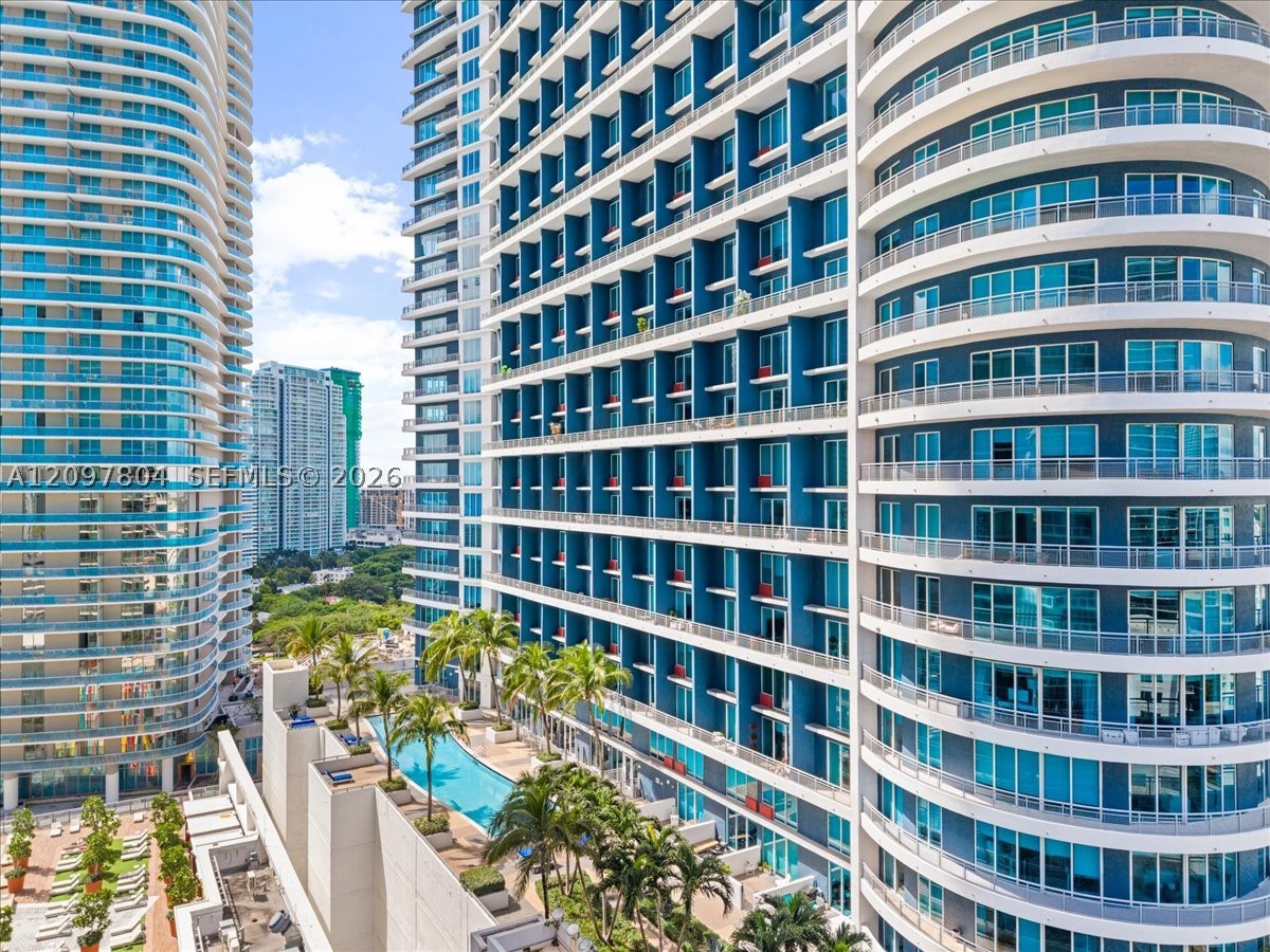 60 SW 13th St #2614, Miami FL 33130