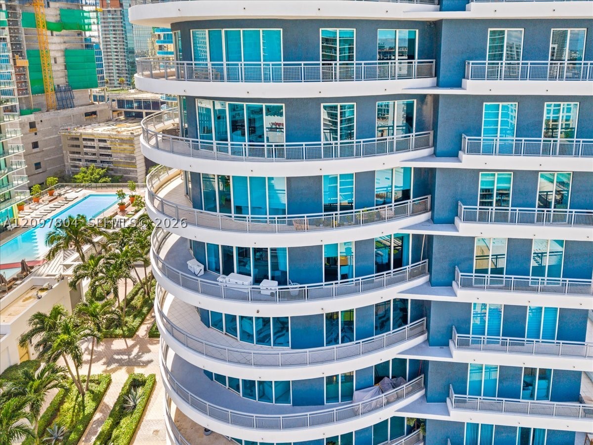 60 SW 13th St #2614, Miami FL 33130
