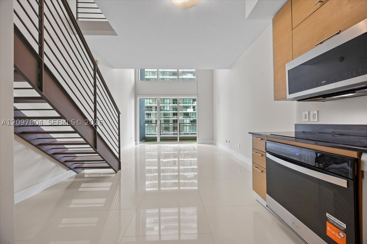 60 SW 13th St #2614, Miami FL 33130