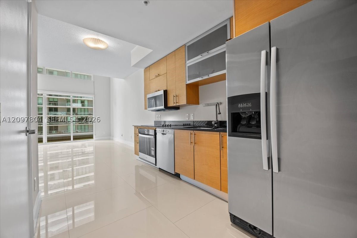 60 SW 13th St #2614, Miami FL 33130