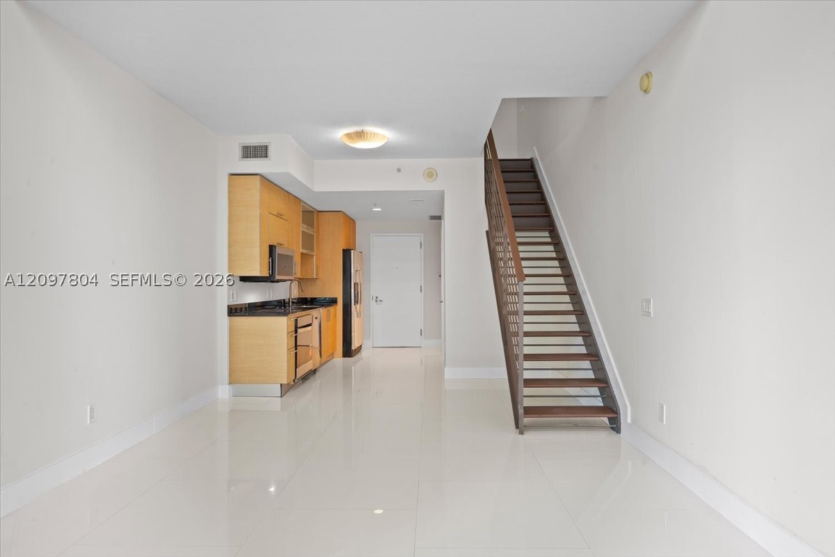 60 SW 13th St #2614, Miami FL 33130