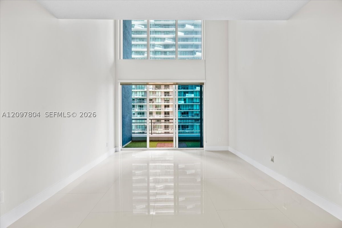 60 SW 13th St #2614, Miami FL 33130