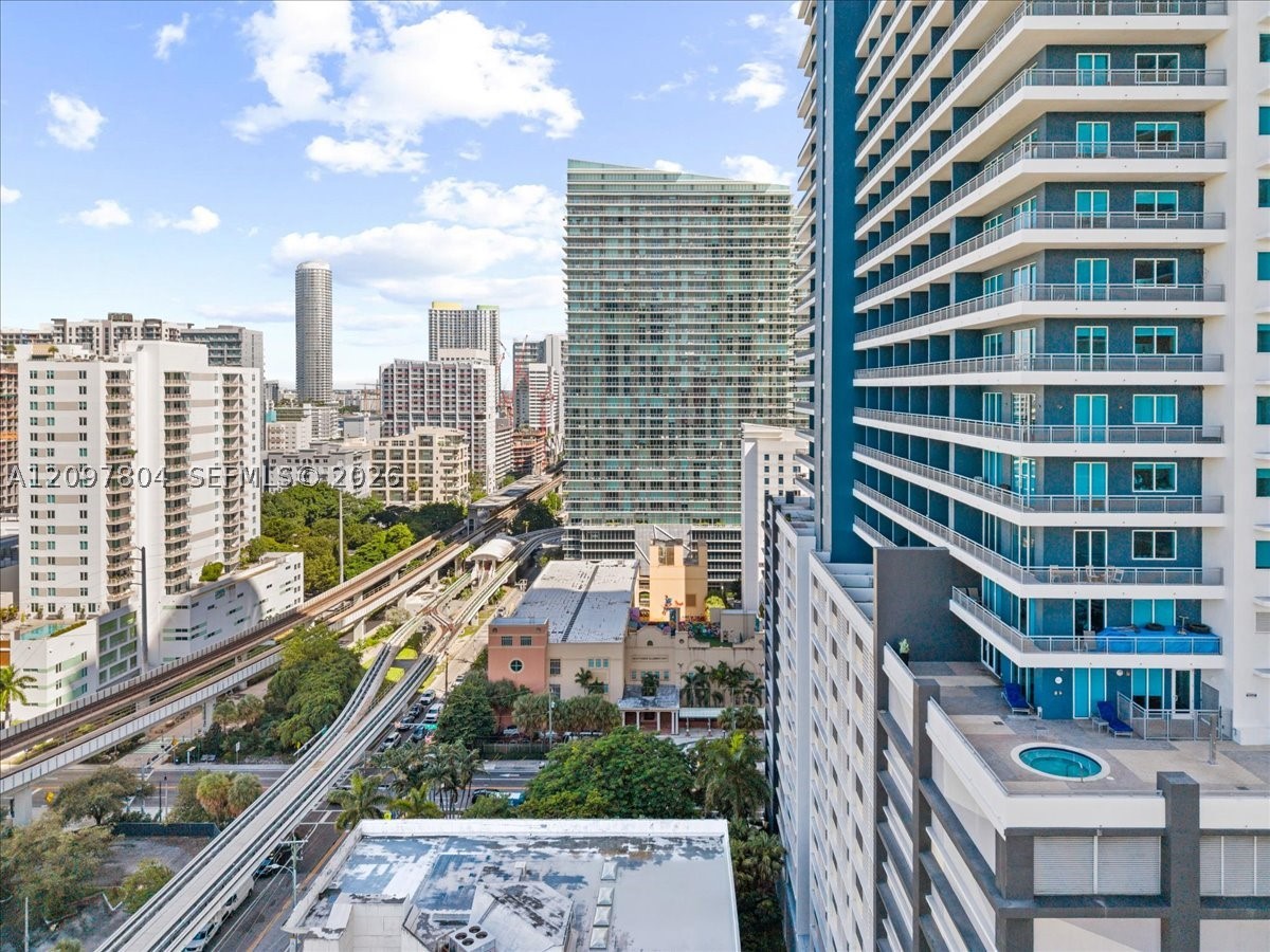 60 SW 13th St #2614, Miami FL 33130