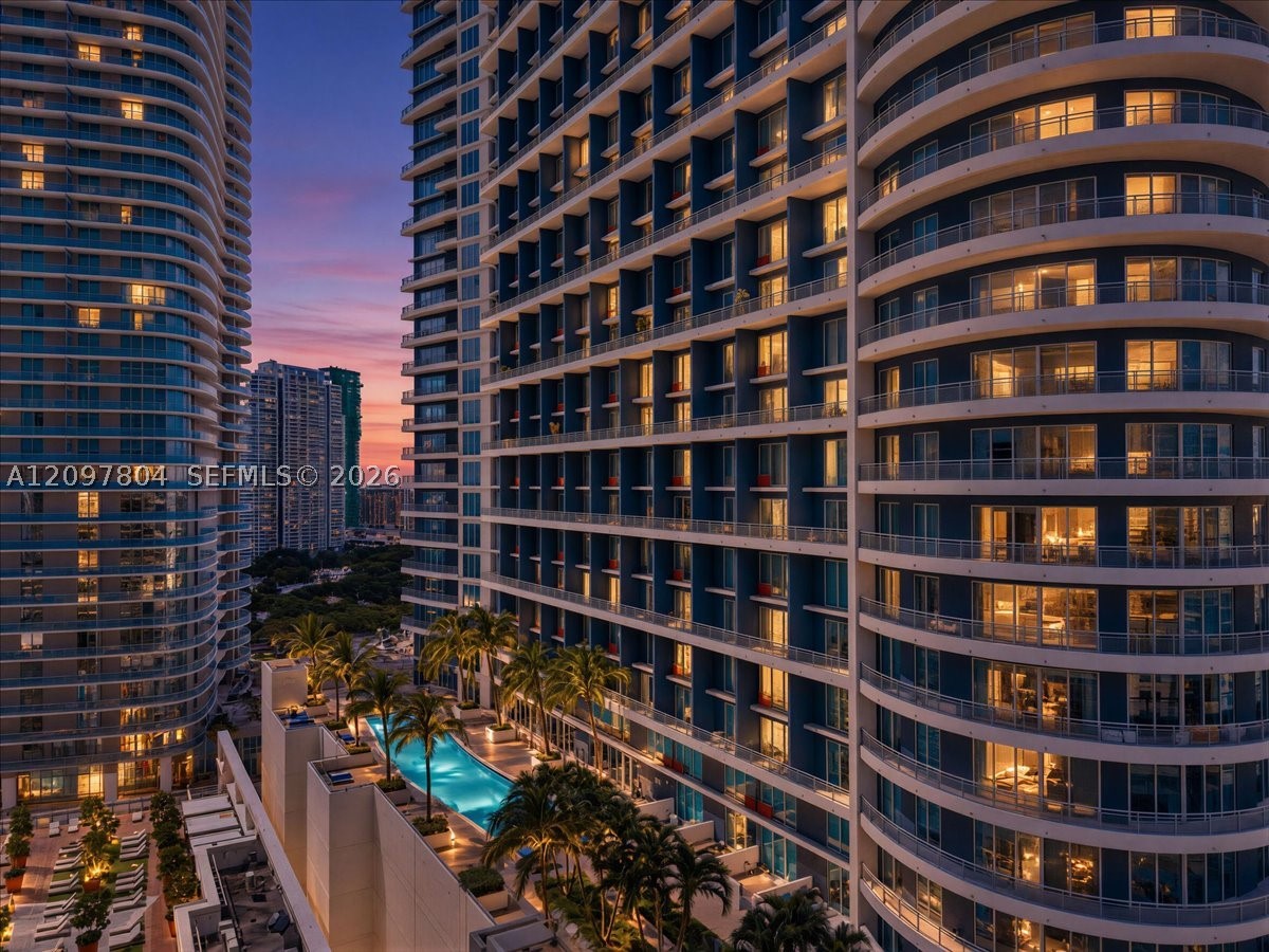 60 SW 13th St #2614, Miami FL 33130