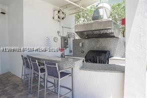 6515 Collins Ave #1709, Miami Beach FL 33141