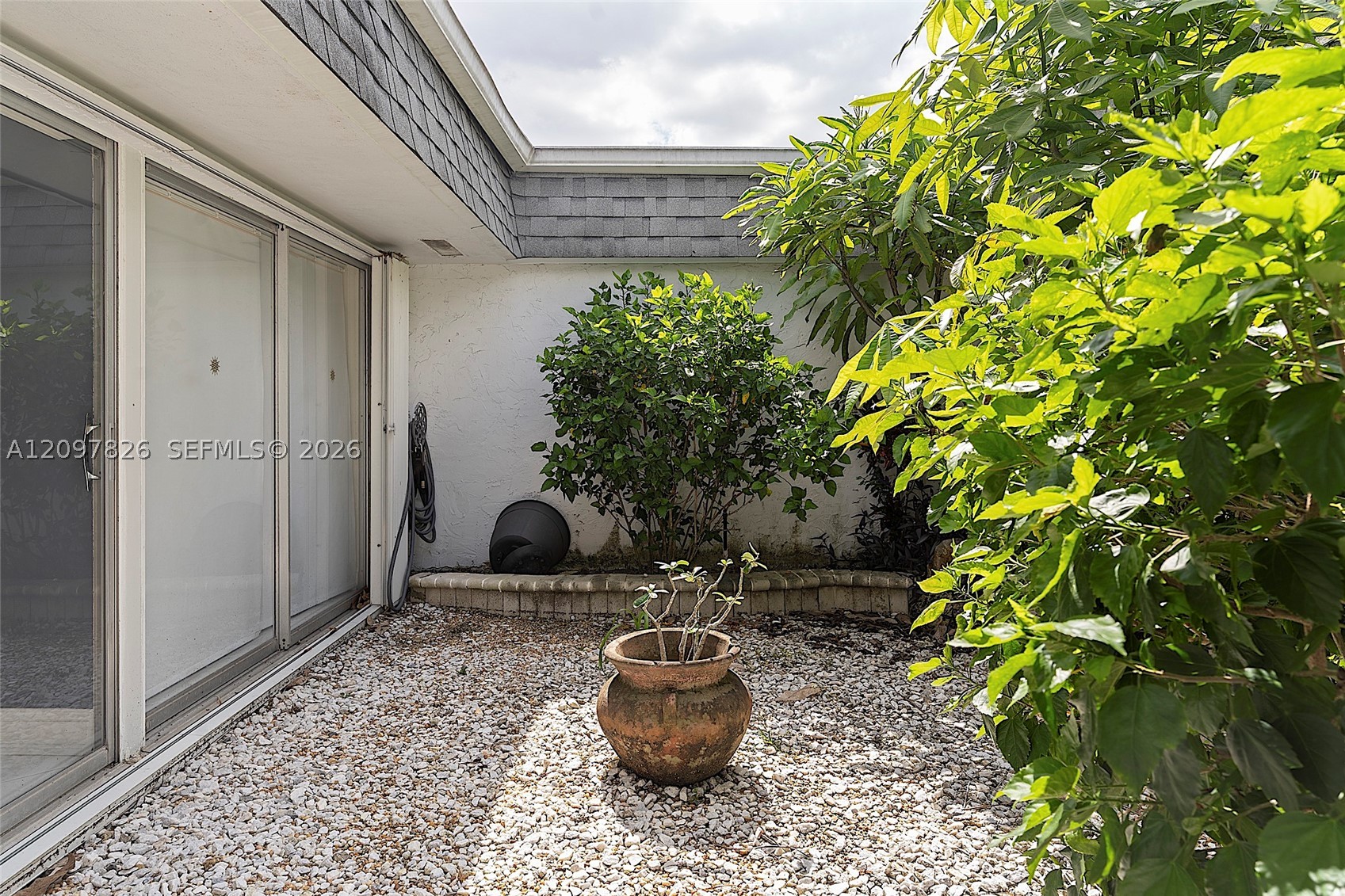 5010 Banyan Ln, Tamarac FL 33319