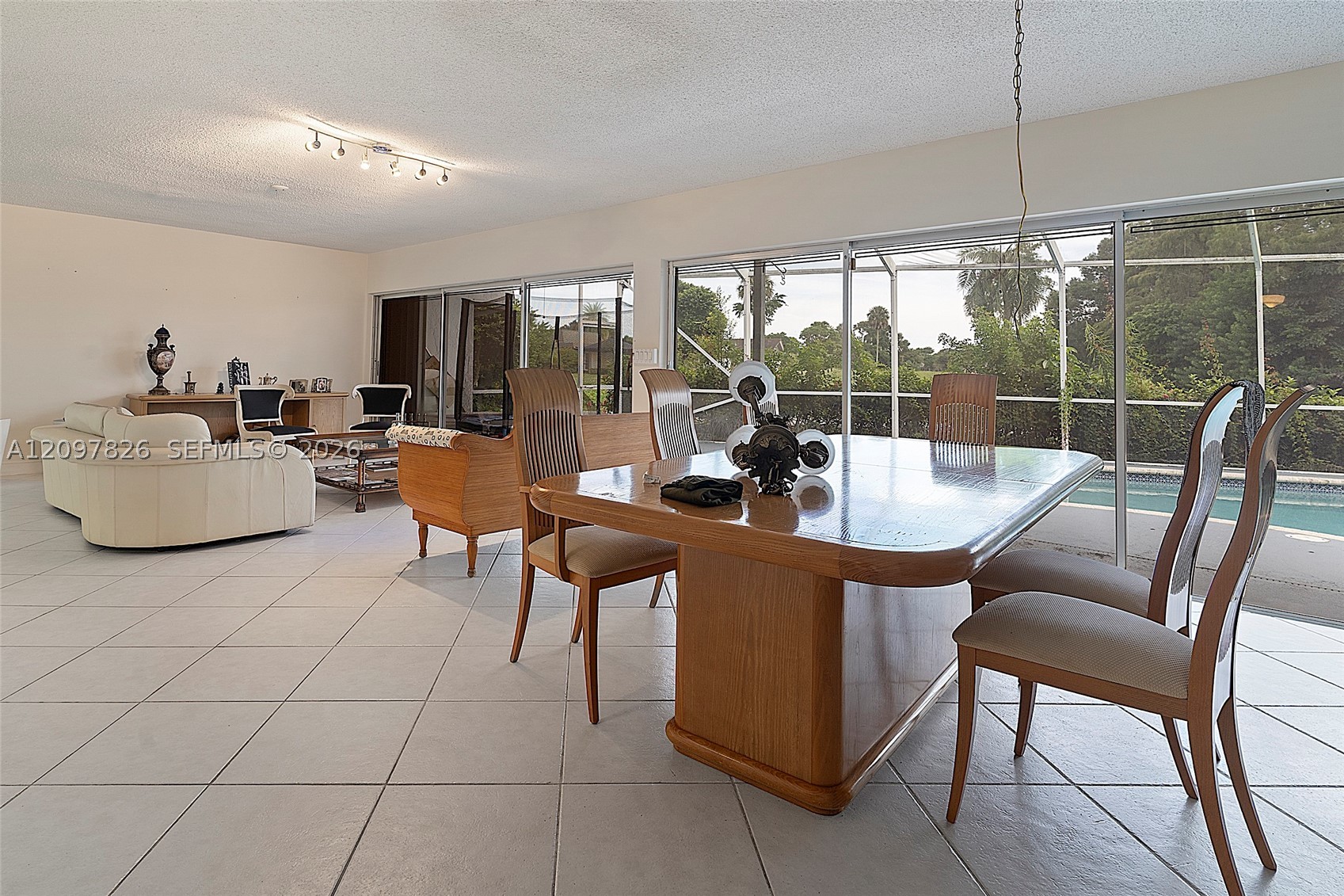 5010 Banyan Ln, Tamarac FL 33319