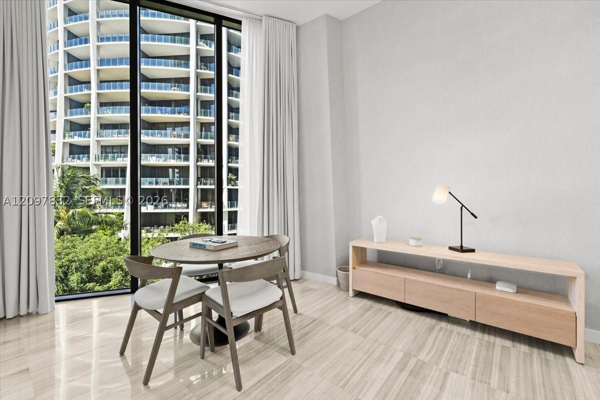 2821 S Bayshore Dr #6B, Miami FL 33133