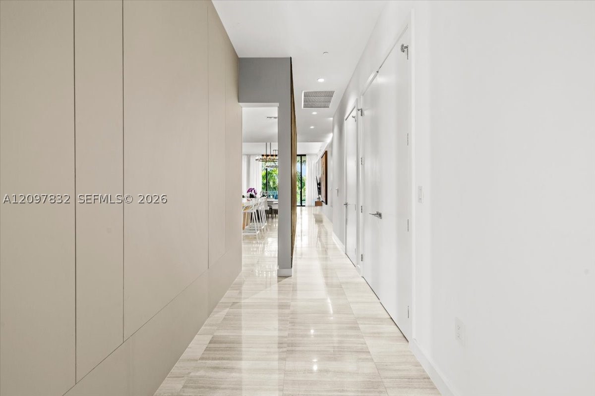 2821 S Bayshore Dr #6B, Miami FL 33133