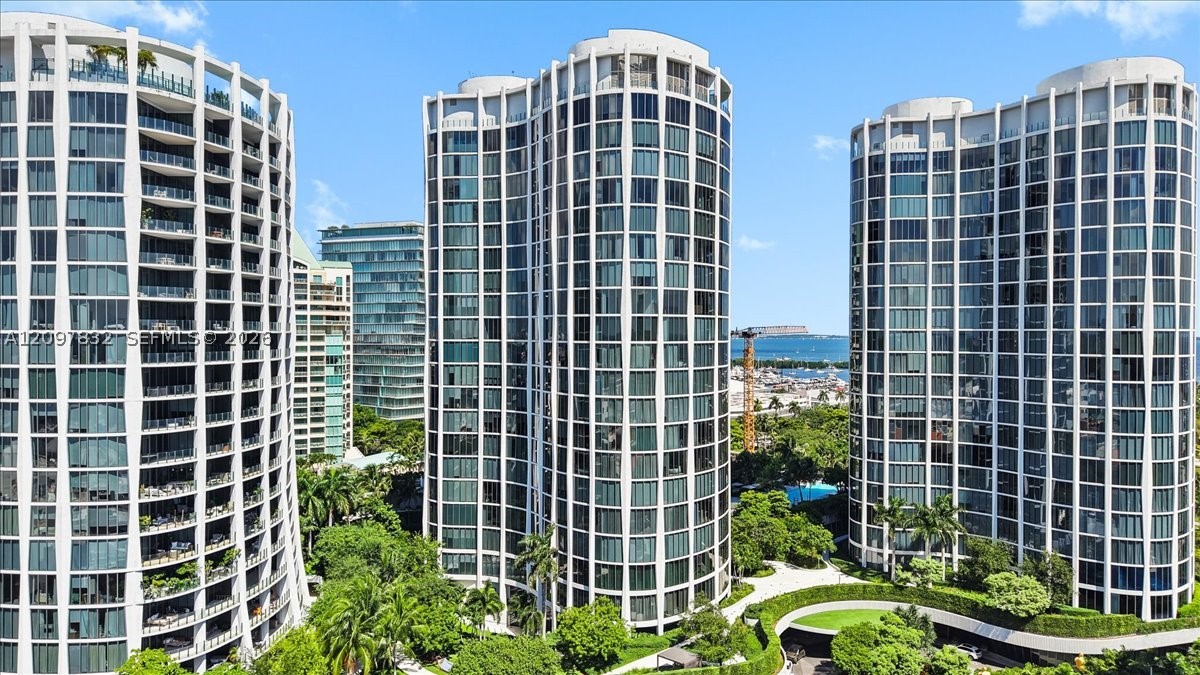 2821 S Bayshore Dr #6B, Miami FL 33133
