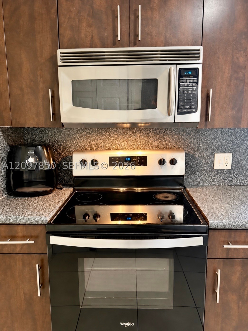 2475 NW 16th St Rd #513, Miami FL 33125