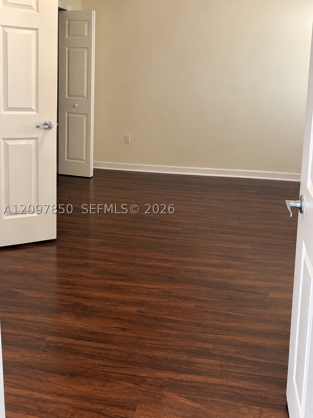 2475 NW 16th St Rd #513, Miami FL 33125
