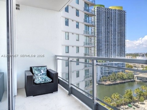 92 SW 3rd St #1908, Miami FL 33130