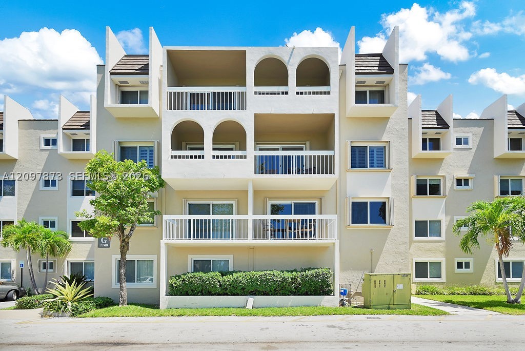 7740 Camino Real #G-407, Miami FL 33143