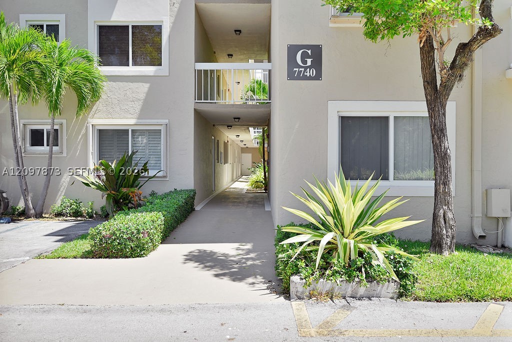 7740 Camino Real #G-407, Miami FL 33143
