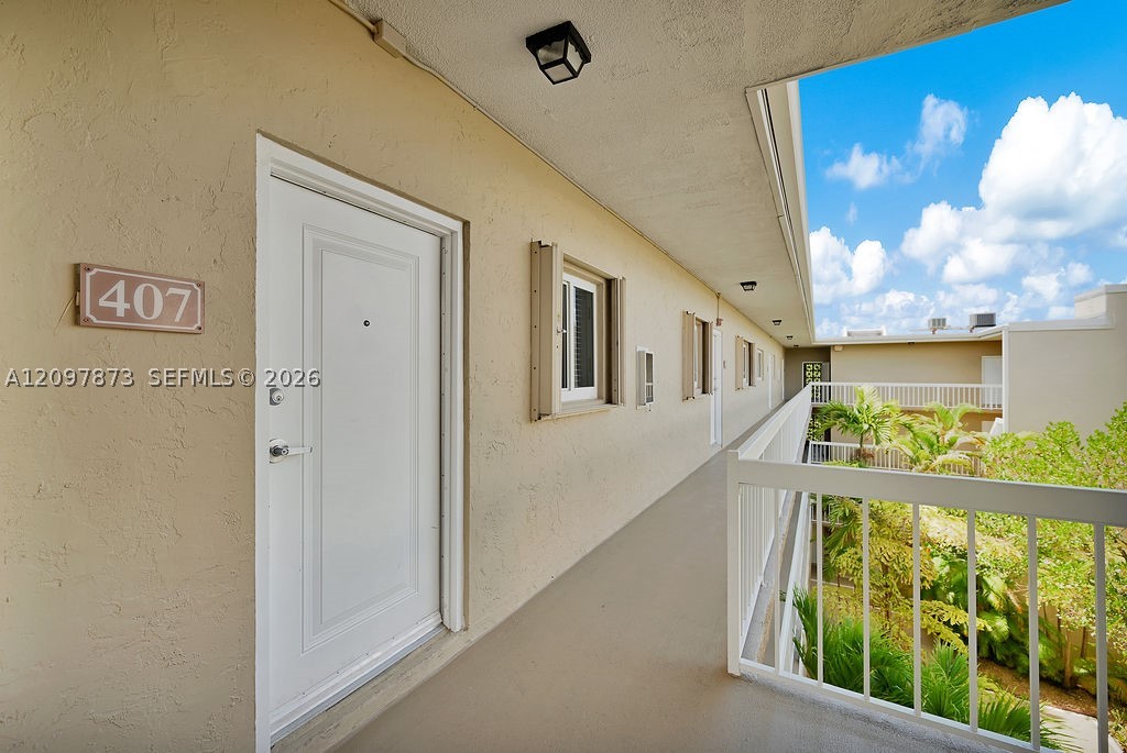 7740 Camino Real #G-407, Miami FL 33143