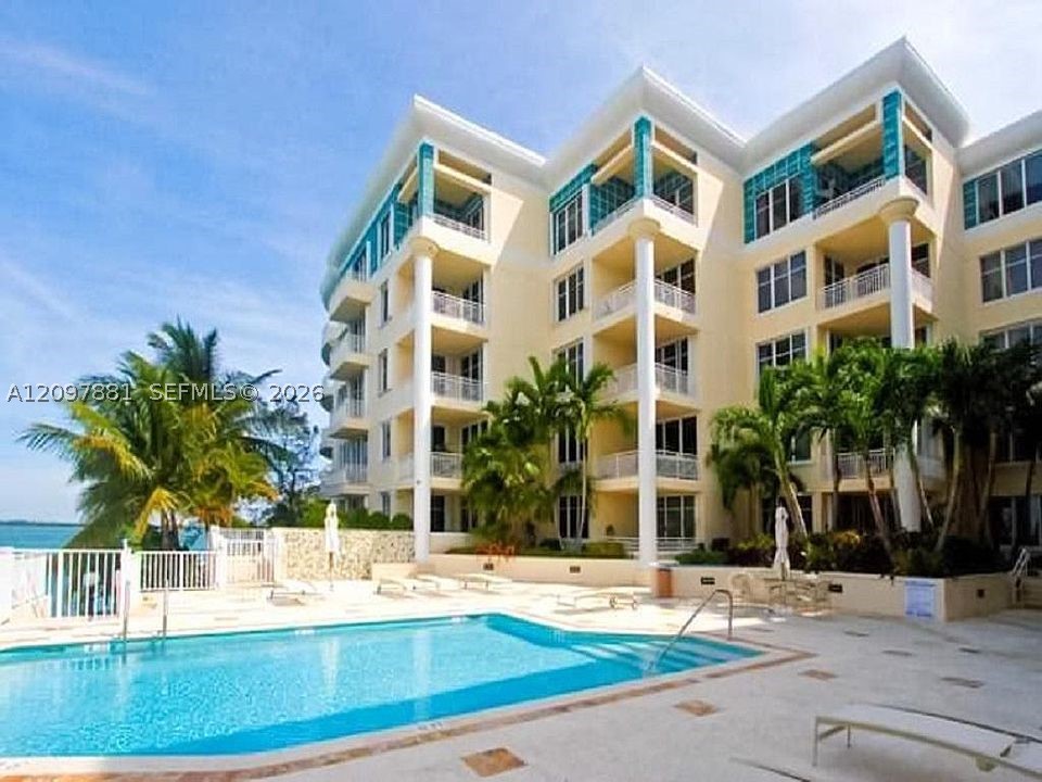 1 Century Ln #605, Miami Beach FL 33139