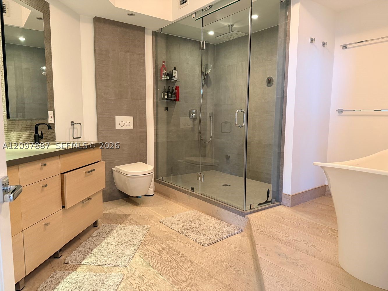 1 Century Ln #605, Miami Beach FL 33139