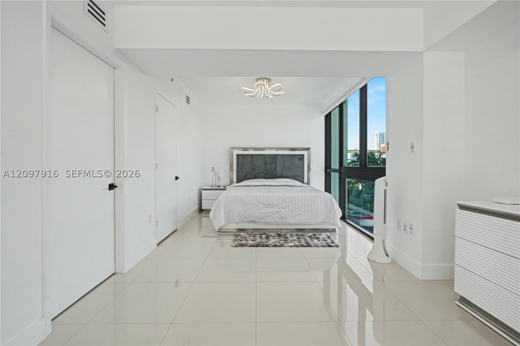 350 S Miami Ave #301, Miami FL 33130