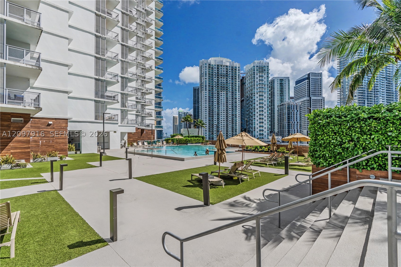 350 S Miami Ave #301, Miami FL 33130