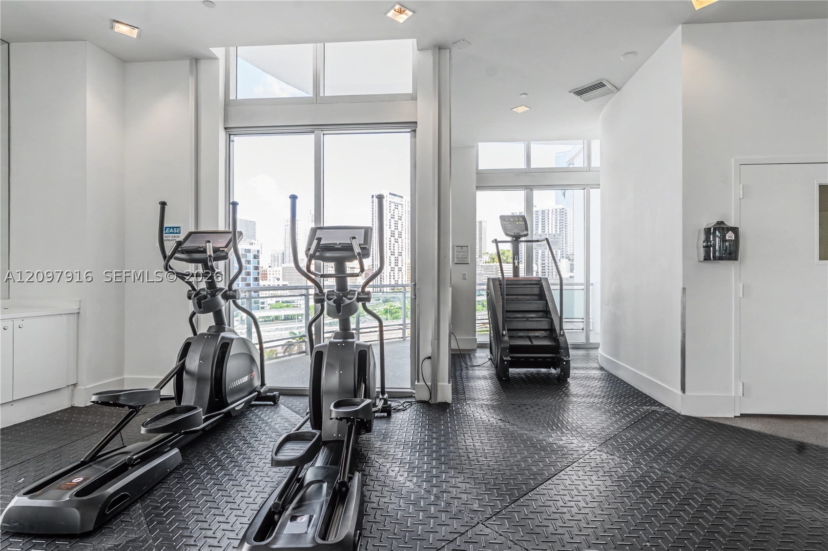 350 S Miami Ave #301, Miami FL 33130