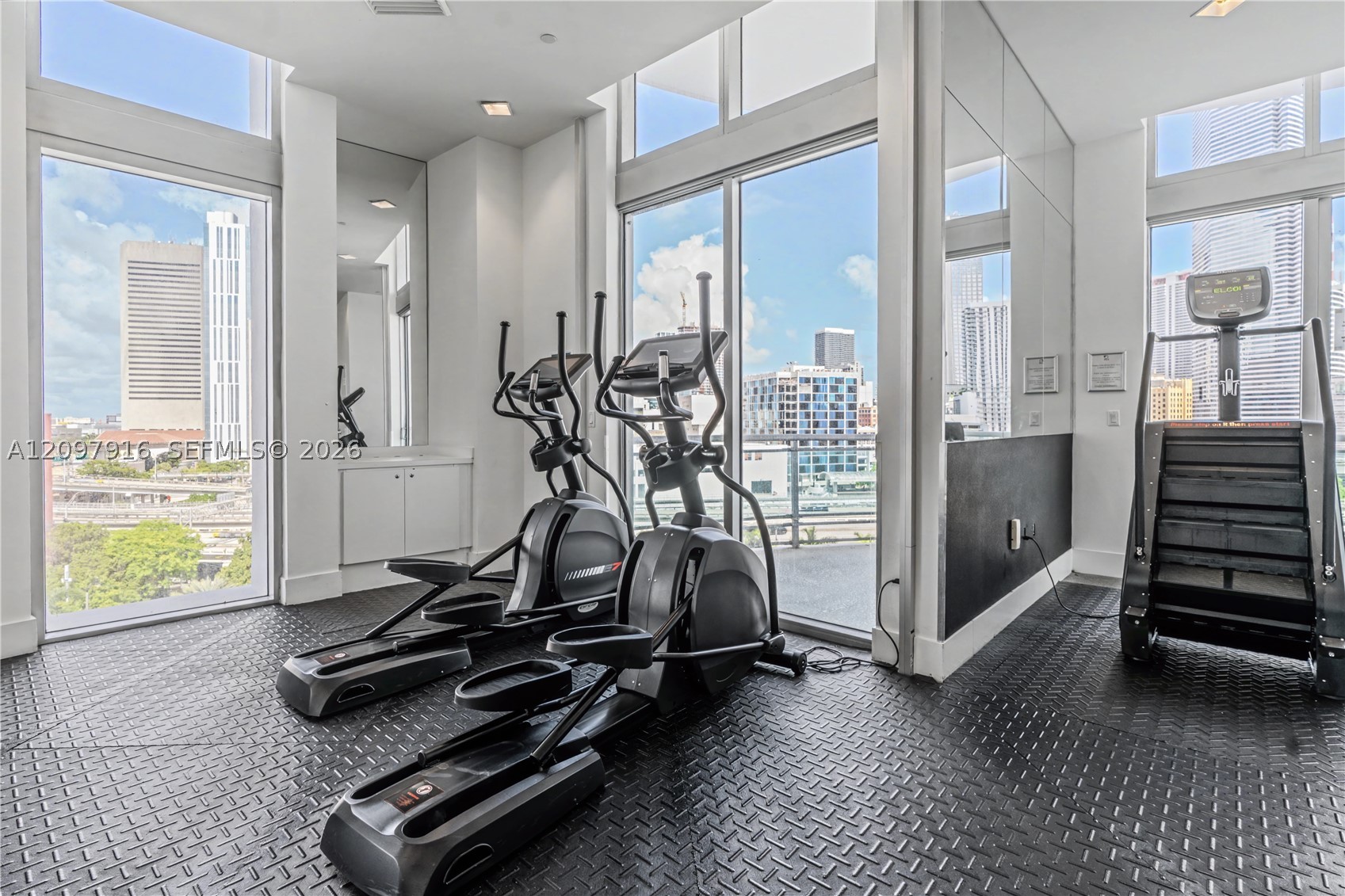 350 S Miami Ave #301, Miami FL 33130