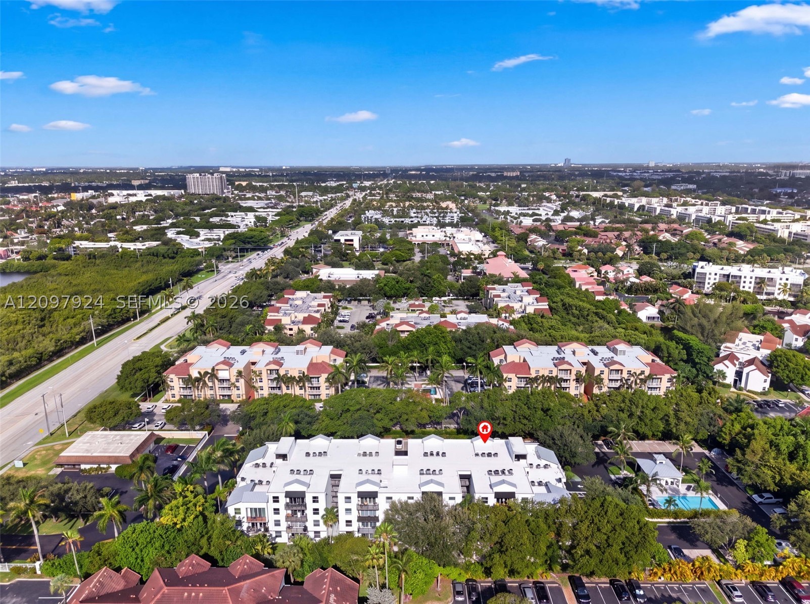 649 E Sheridan St #203, Dania Beach FL 33004