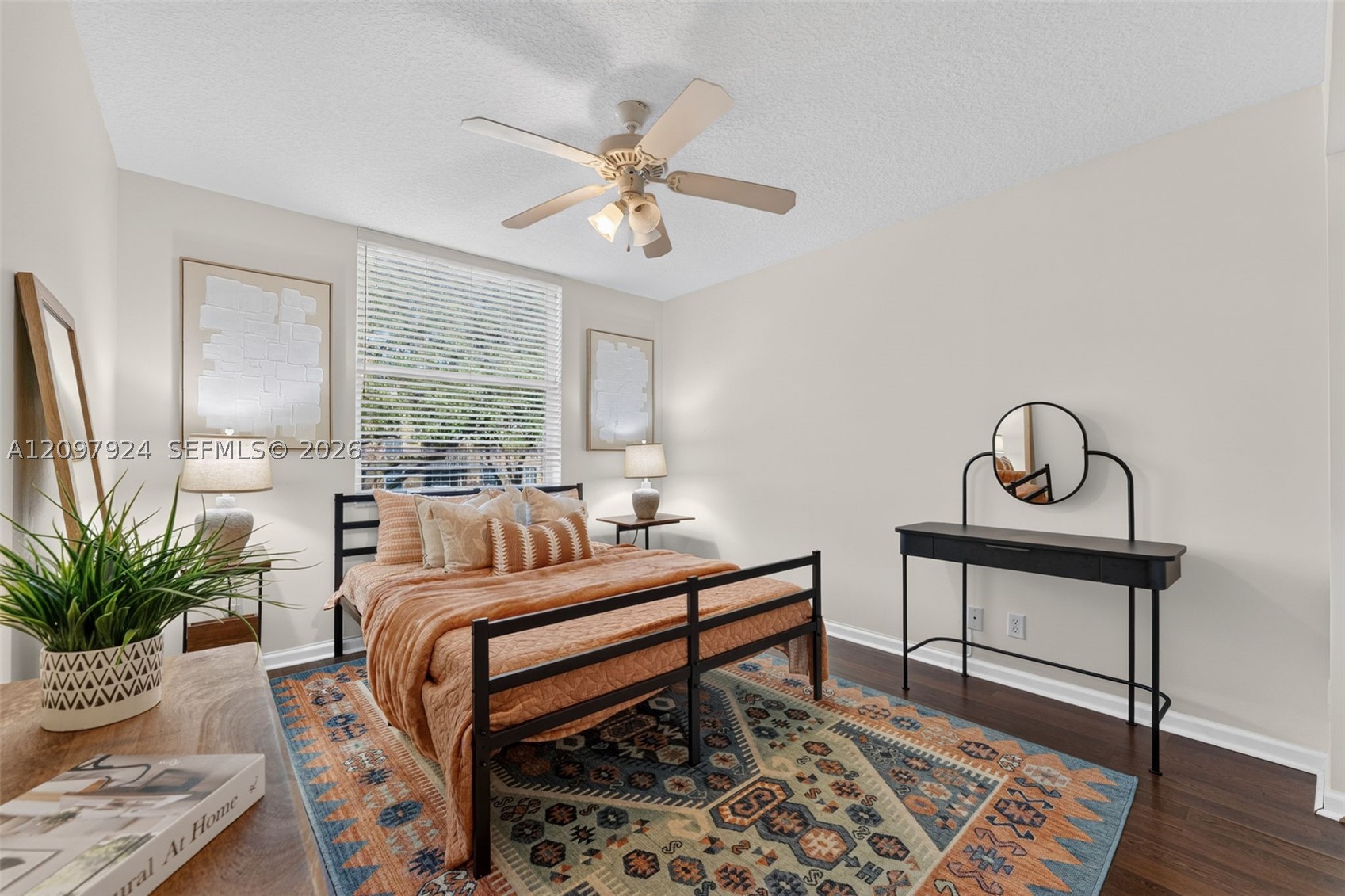 649 E Sheridan St #203, Dania Beach FL 33004