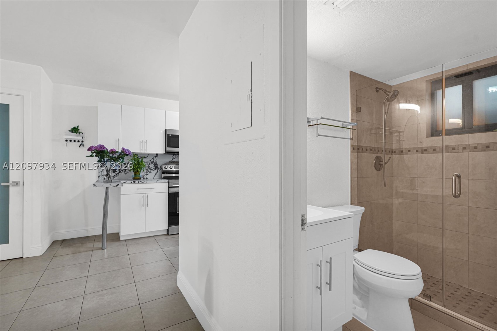 2730 W 60th Pl #104, Hialeah FL 33016