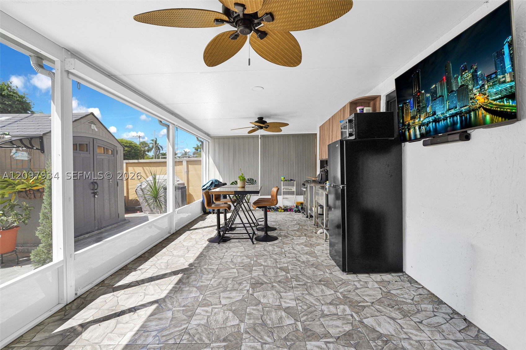 2730 W 60th Pl #104, Hialeah FL 33016