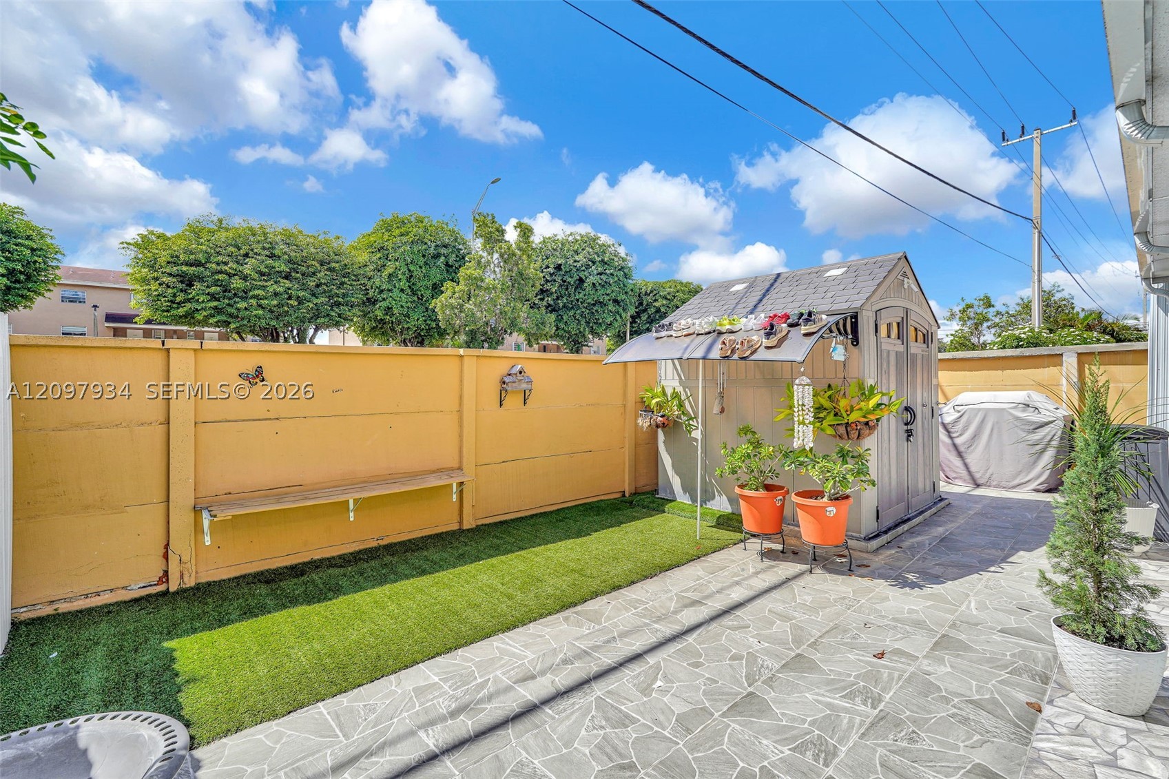 2730 W 60th Pl #104, Hialeah FL 33016